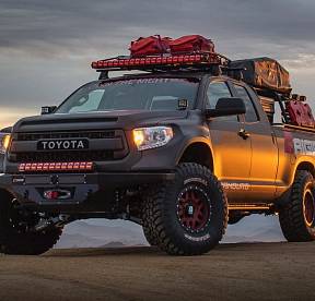 Крылья передние для Toyota Tundra 2014-2018