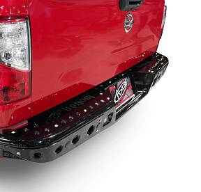 Бампер задний серии Venom для Nissan Titan