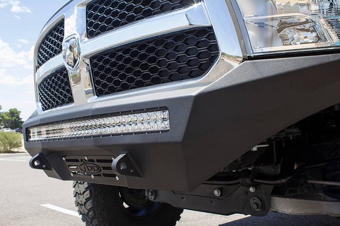 Передний бампер Stealth Fighter для установки на Ram 1500