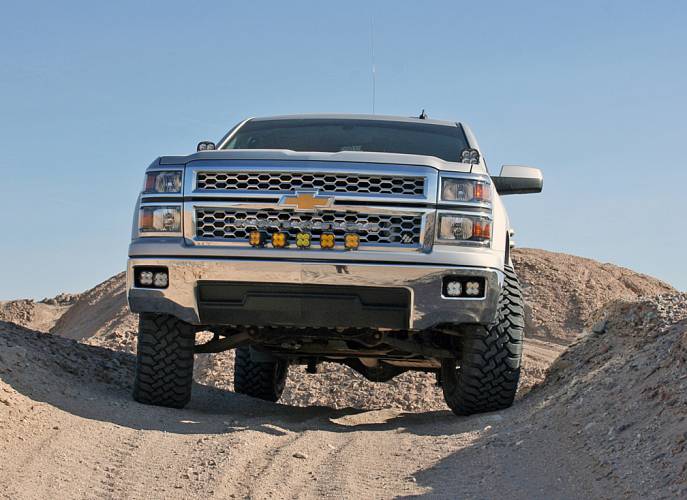 Кронштейны для установки оптики за решетку Chevrolet Silverado 14-16 