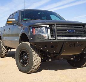 Бампер передний с защитой Rancher для Ford F-150