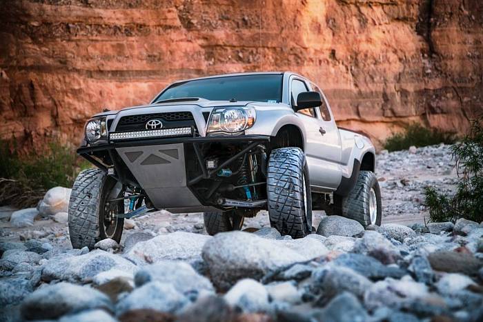 Длинноходная подвеска Total Chaos для Toyota Tacoma 4wd +3.5" L/T _Heim Uppers 2005-2014  (KING/ICON/SAW/RADFLO)