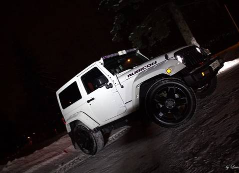 Raptor & Girls & Jeep...