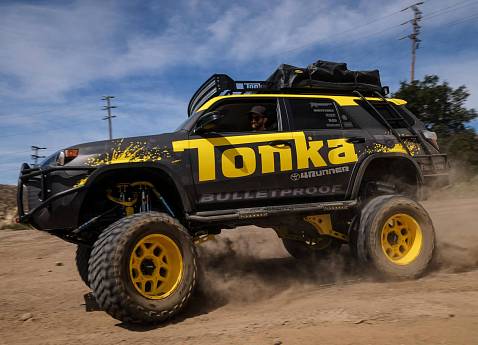 Toyota Tonka 4Runner красивая игрушка для взрослых мальчиков