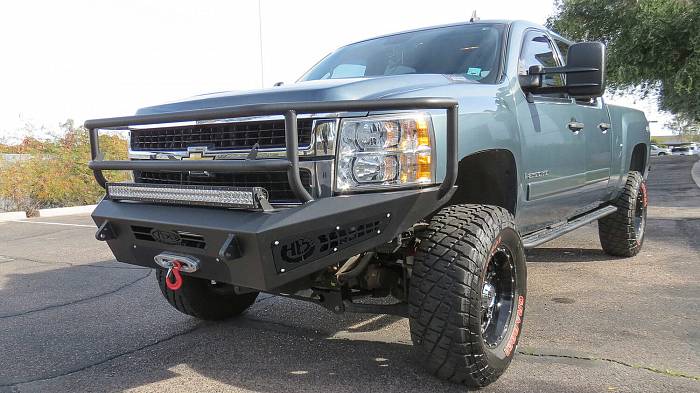 Передний бампер HoneyBadger Rancher для Chevy 2500/3500 