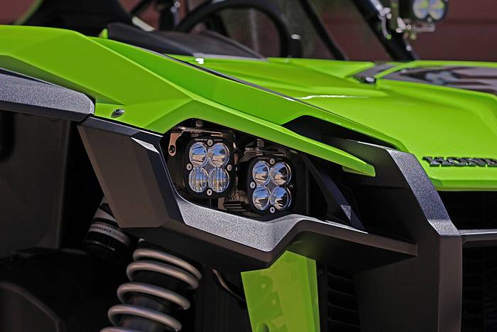 Фары головного света Honda Talon