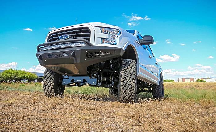 Передний бампер для Ford F-150