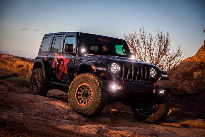 Комплект для установки фар серий S2 и Squadron на переднюю стойку Jeep JL/Wrangler JL 2018