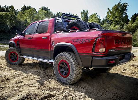 RAM представил новый концепт Rebel TRX с двигателем Hellcat