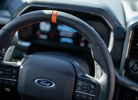 Вчера была премьера Ford F-150 Raptor 2021 года, и вот чего ожидать