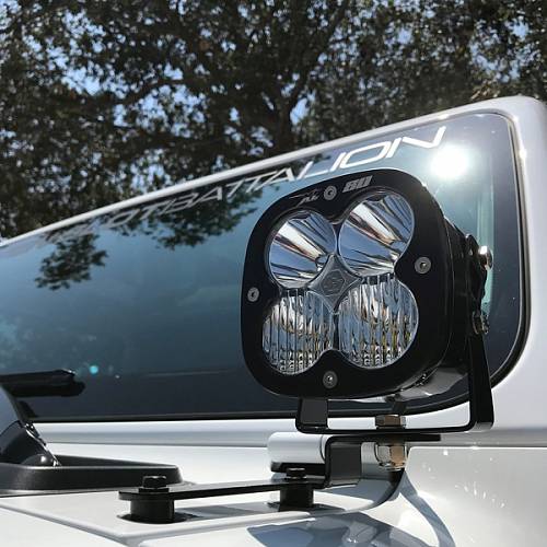 Комплект противотуманных фар с кронштейнами для передней стойки Jeep Wrangler JL