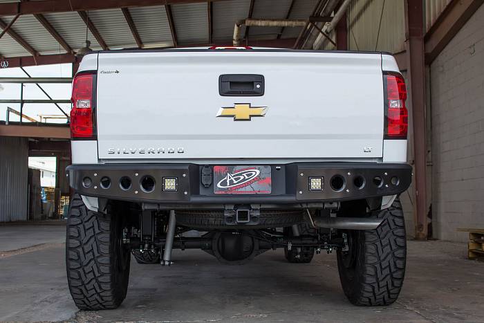 Задний бампер серии Stealth для Chevrolet Silverado