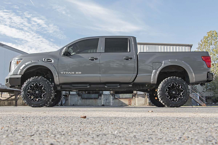 Бампер задний Rough Country для Niissan Titan XD
