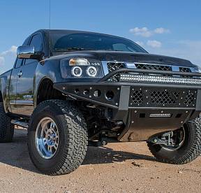 Передний бампер Stealth для Nissan Titan