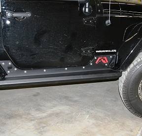 Защита порогов для  Jeep JK 2 двери Unlimited  2007-2017 Rock Sliders