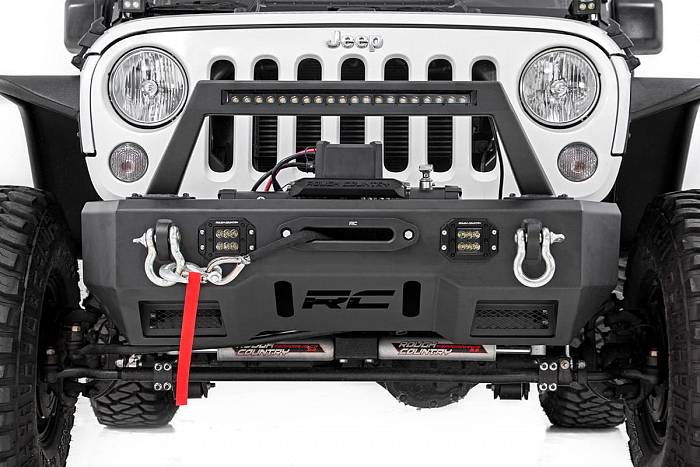 Бампер передний с 2 врезными LED фарами и площадкой под лебёдку для JEEP WRANGLER 2007-2017