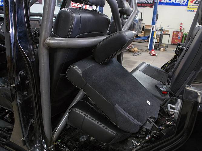 Каркас безопасности для Jeep JK 4 двери от GenRight