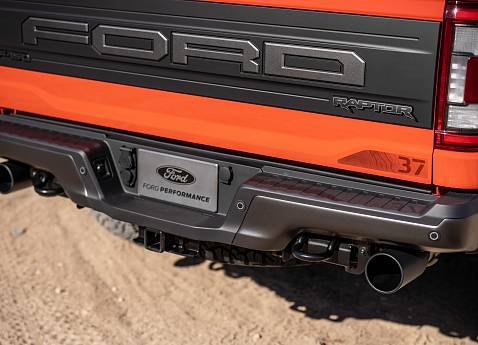 Вчера была премьера Ford F-150 Raptor 2021 года, и вот чего ожидать