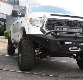 Передний силовой бампер HoneyBadger для Toyota Tundra