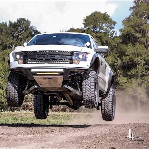Комплект передних крыльев для Ford SVT Raptor  