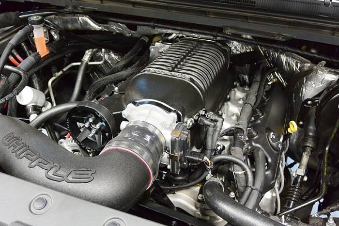 Компрессор Whipple W175FF готовый к установке, наддув 7-8psi, цвет черный