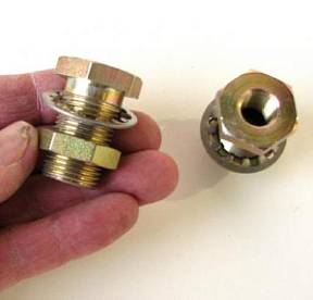 Штуцер перегородки 1/4 FPT x 1/4 FPT