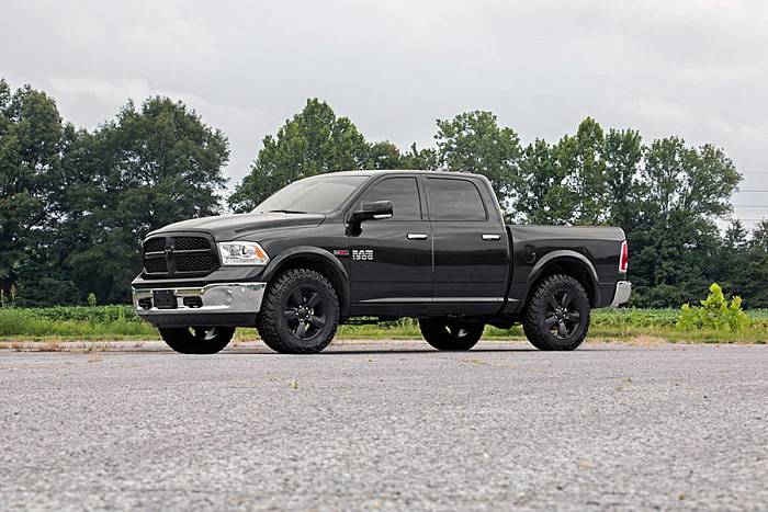 2.5-дюймовый выравнивающий комплект DODGE Ram 1500 4WD 2012-2016