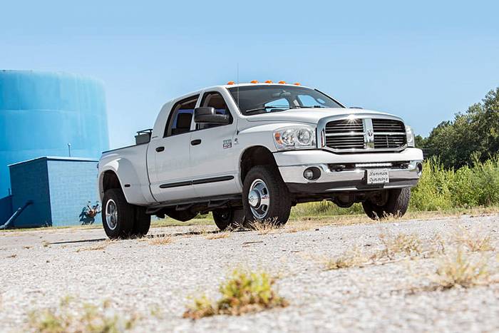 Кронштейн для LED балки 20'' в бампере Dodge Ram 2011-2016