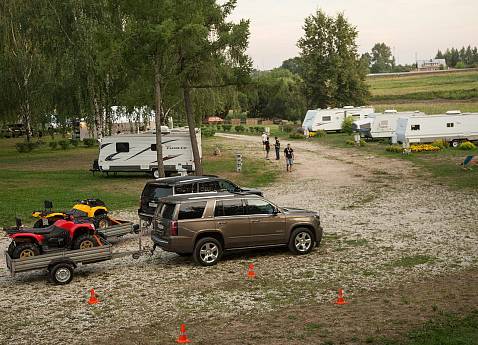 Тест-драйв Chevrolet Tahoe с прицепом