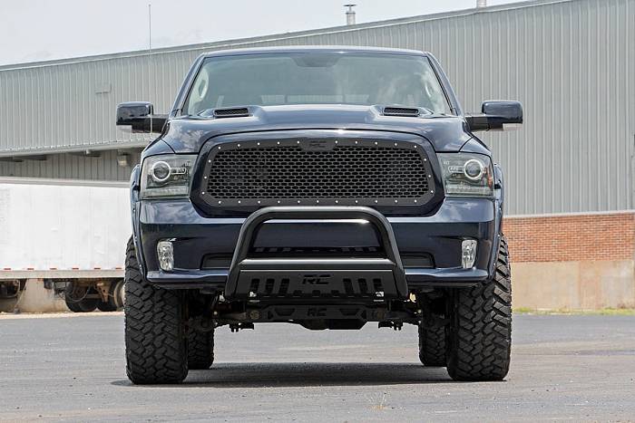 Декоративная решетка радиатора  для Dodge Ram 2013-2018