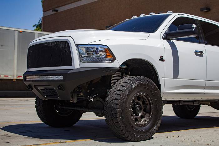 Stealth Figther передний бампер для Dodge RAM 2500
