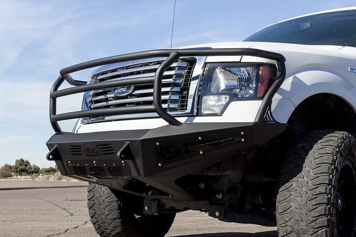 HoneyBadger Bumper Передний Rancher 