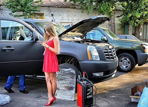 CADILLAC&TUNING&GIRLS или как мы ставили фары