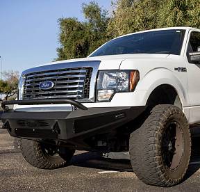 Передний силовой бампер для монтажа на автомобили Ford F-150