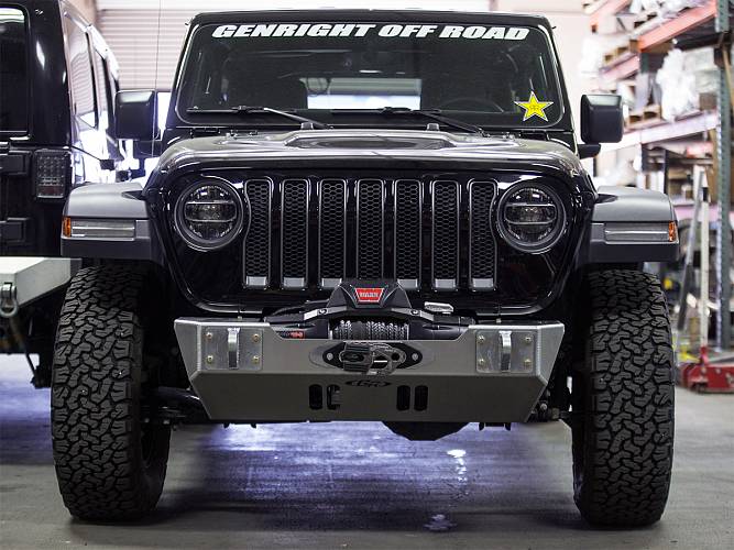 Бампер передния для Jeep Wranler JL алюминиевый от GenRight