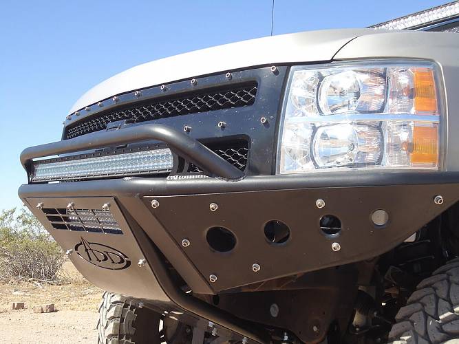 Передний бампер Stealth для Silverado 1500