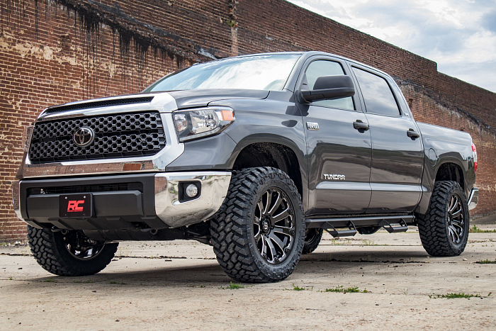 Стойки Rough Country M1 для Toyota Tundra с лифтом 3,5' дюймов
