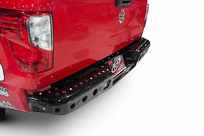 Бампер задний серии Venom для Nissan Titan
