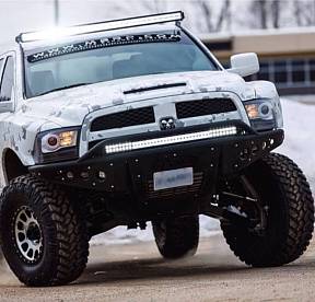 Передний бампер Stealth для внедорожника