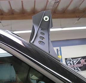 Крепеж для балки на крышу кабины Ford F250/350