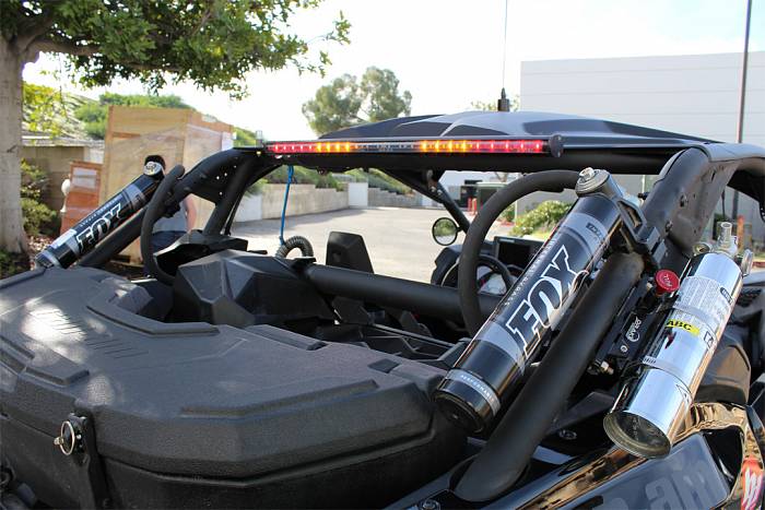 Болты для монтажа балки серии RTL на Can Am Maverick X3