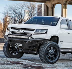 Передний силовой бампер Honey Badger