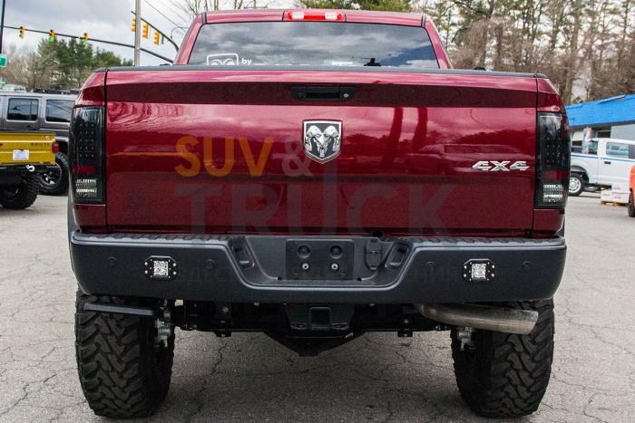 Комплект врезных LED-фар рабочего света D-серия PRO Midnight Edition