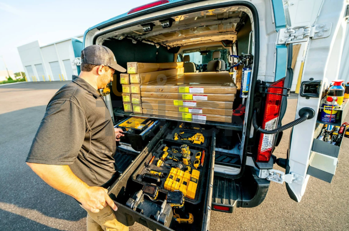 Система хранения для Ford Econoline EXT с колесной базой 350,5 см