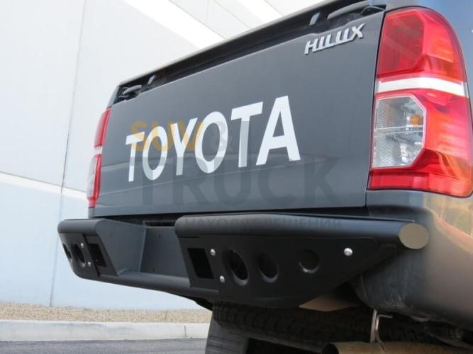 Задний бампер для Toyota Hilux серия Stealth R 