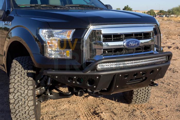 Передний Бампер Stealth R