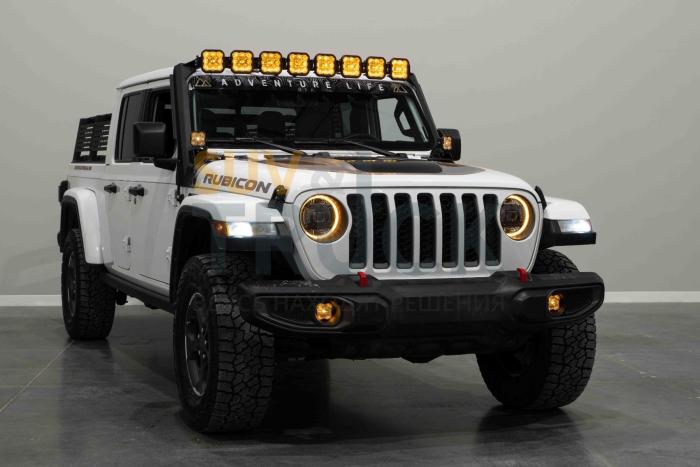 Комплект с кронштейнами для монтажа янтарных LED-балок SS5 Pro CrossLink над лобовым стеклом Jeep JL Wrangler, Combo