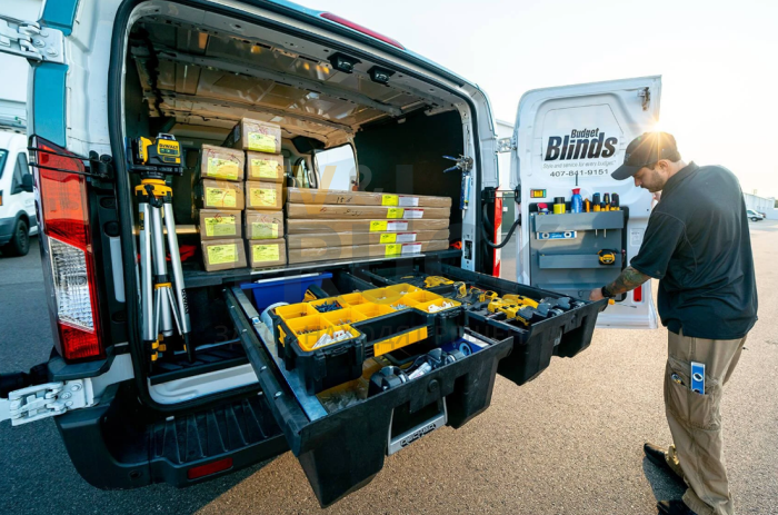 Система хранения для Ford Econoline EXT с колесной базой 350,5 см